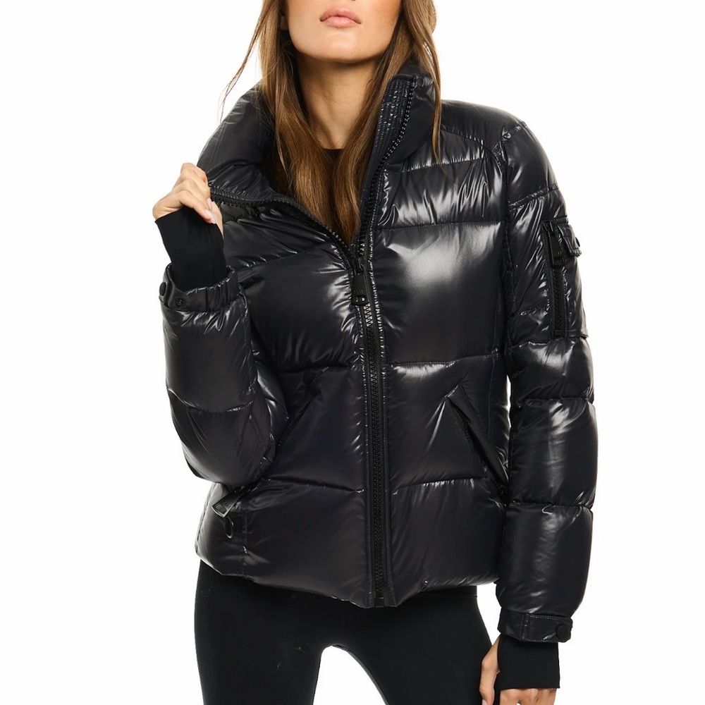 SAM. Women's  Black Puffer Jacket. NWOT. never worn!